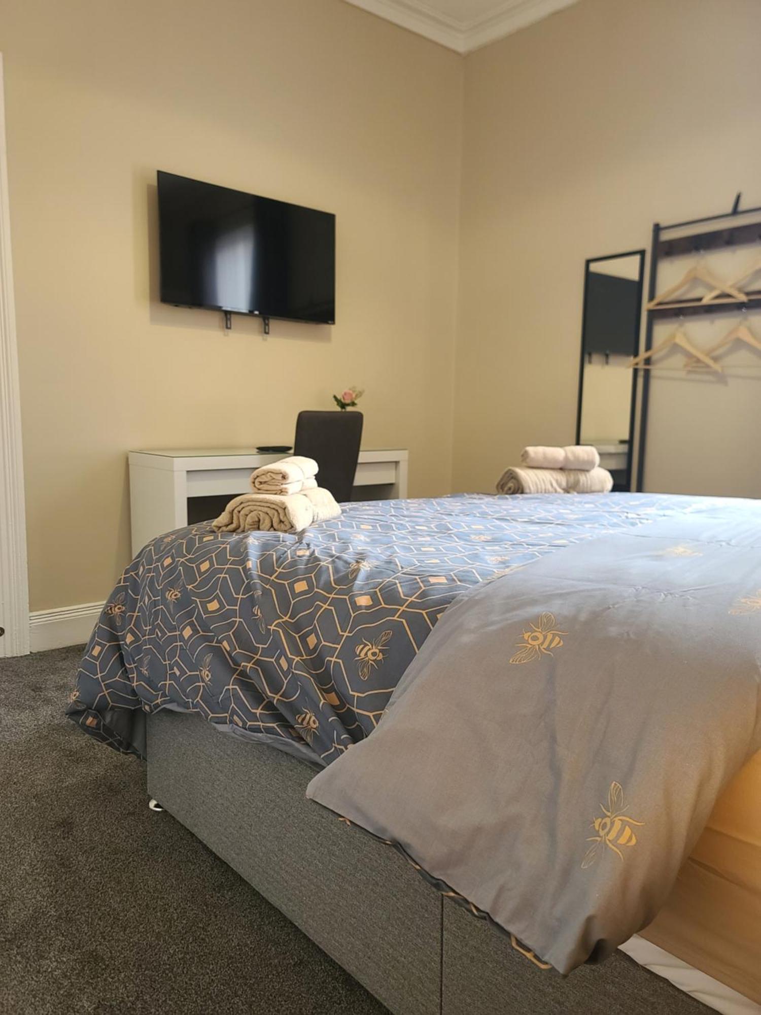 Roskeen Townhouse 贝尔法斯特 外观 照片